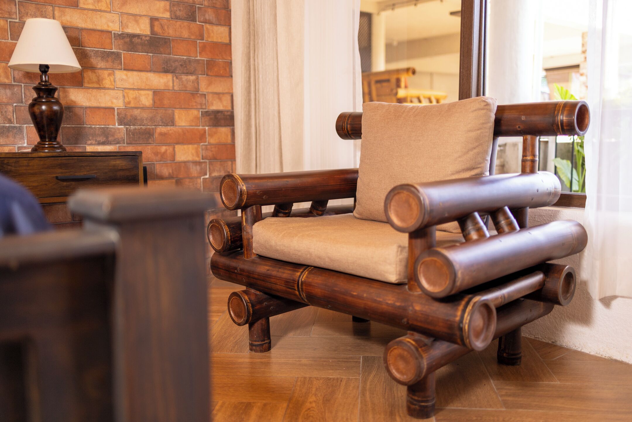 Comfort Single Room | Down comforters, laptop workspace, free WiFi