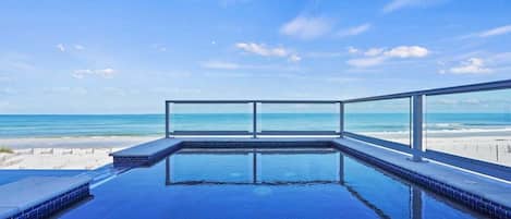 Beheizter Pool