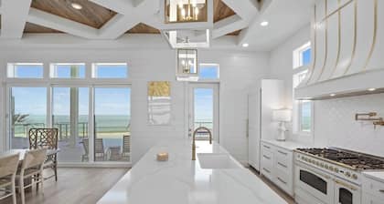 Ultimate Family Vacation: 9BR Gulffront Home | Infinity Pool | Beach Access