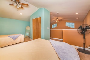 2 Schlafzimmer, Reisekinderbett, kostenloses WLAN, Bettwäsche