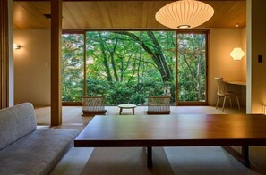 Living area - Tsurumaki Onsen Motoyu Jinya (Hadano)