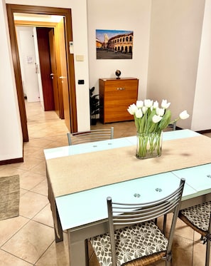 Dining - Top Apartment 2 (Castel D'Azzano)