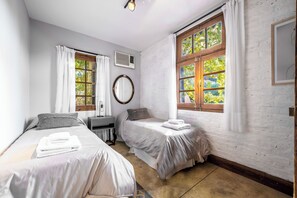 3 bedrooms, blackout curtains, iron/ironing board, free WiFi - MOT Dorrego 2200 (Buenos Aires)
