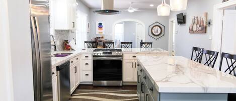 Microwave, oven, stovetop, dishwasher