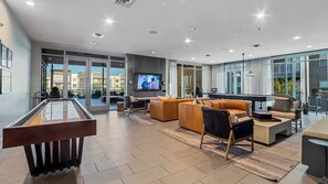 Spielezimmer