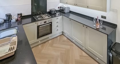 UK47330 - Olive Cottage