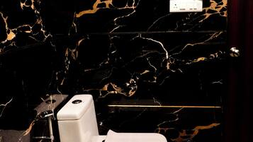 خف للقدمين