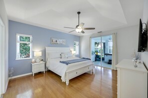 4 bedrooms, iron/ironing board, free WiFi, bed sheets