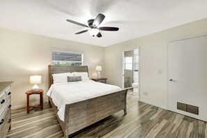 3 habitaciones, tabla de planchar con plancha y wifi gratis