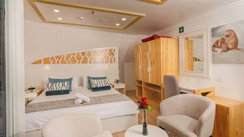 Superior Cabin, Balcony, Ocean View | 1 bedroom, WiFi