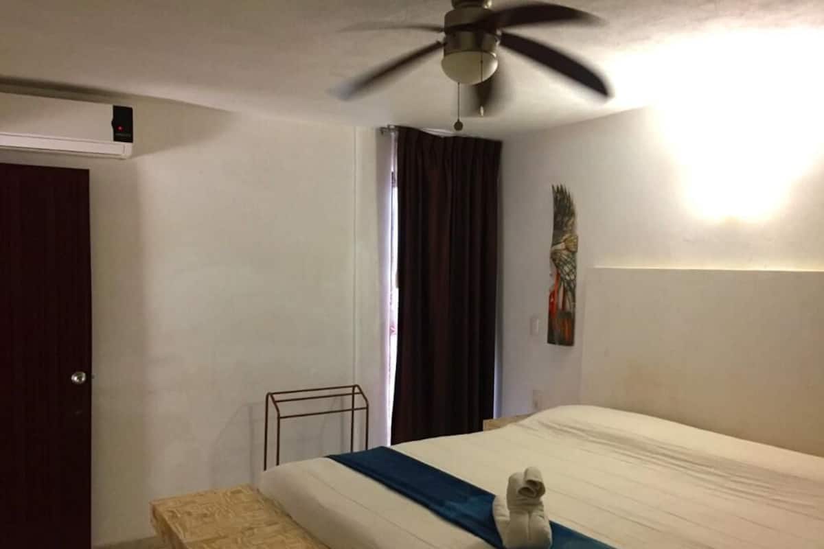Deluxe Apartment | 1 bedroom, free WiFi, bed sheets