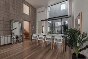 Townhome | Living area | TV - MOT Honduras 5700 (Buenos Aires)