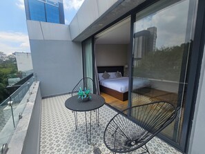 Deluxe Studio Suite, Balcony | Terrace/patio - Cerca de ti Residencia  (Mexico City)