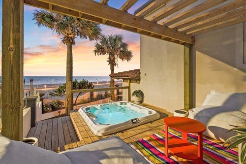 Beachfront | Pool | Hot Tub