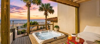 Beachfront Condo | Hot Tub | Pool | Gulf View