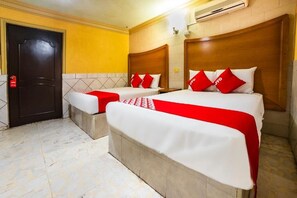 Desk, laptop workspace, free WiFi - HOTEL SAN MARCOS (Los Mochis)