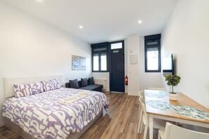 Iron/ironing board, free WiFi, bed sheets - Apartamento Río Manzanares 8 - Zona Matadero (Madrid)