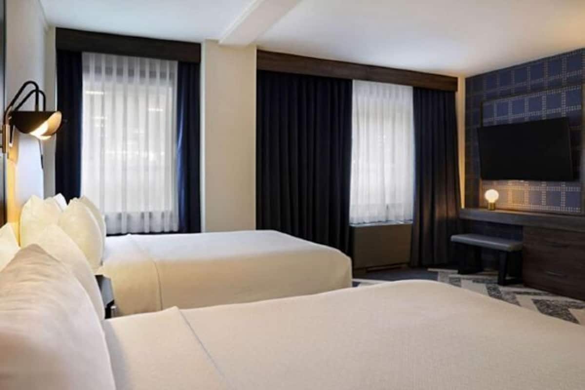 In-room safe, laptop workspace, blackout curtains, iron/ironing board