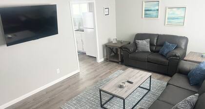 NEW! Clean and private remodeled home in Kent. Close to everything!