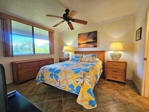 2 bedrooms, iron/ironing board, WiFi, bed sheets - White Sands Village #309 | A/C, Tennis & Pool! (Kailua-Kona)