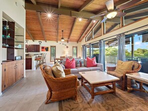 Televisión, oficina