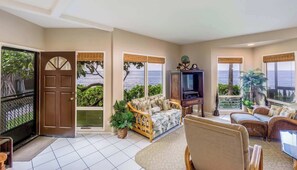 TV, DVD player, stereo, offices