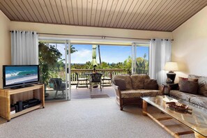 Televisión y oficina 