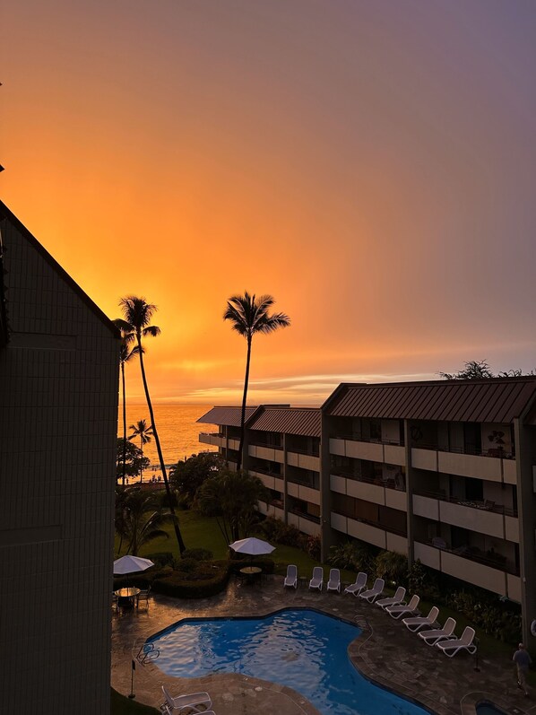 Pool - Hale Kunu | Stunning Views (Kailua-Kona)