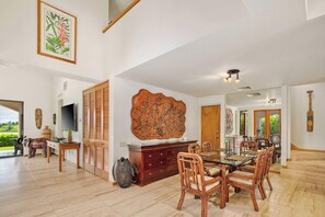 Dining - Shores at Waikoloa Beach Resort 19 - 2 Ensuite & Loft (Waikoloa Beach Resort)