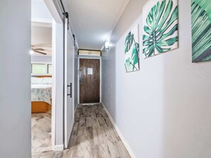 1 Schlafzimmer, Schreibtisch, Bügeleisen/Bügelbrett, WLAN