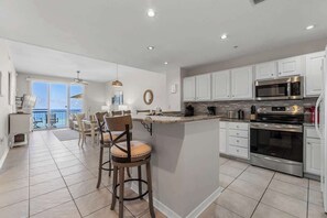 Fridge, microwave, oven, stovetop - Ocean Views | Private Beach | Pool | Hot Tub | Sauna (Pensacola)