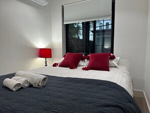 2 bedrooms, iron/ironing board, WiFi, bed sheets