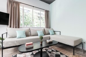 Comfort-Studiosuite, Stadtblick | Wohnbereich