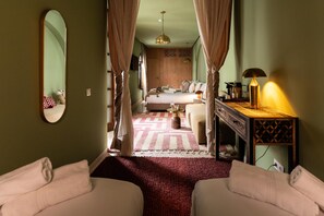 Luxury Suite, Pool View | In-room safe, blackout drapes, soundproofing, iron/ironing board - Riad Rumi (Marrakech)