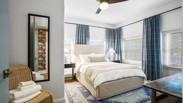 2 habitaciones, tabla de planchar con plancha, wifi y ropa de cama