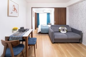 Room - The Peak Tengachaya (Osaka)