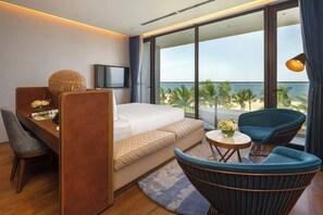 6 bedrooms, individually decorated, individually furnished, bed sheets - All Inclusive Luxury: Private Beachfront Paradise (Da Nang)