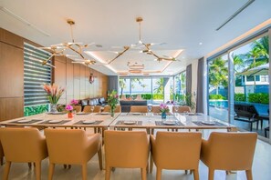 Villa, Multiple Beds, Pool Access, Pool View (OV K5a) | Dining