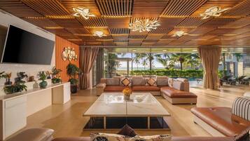 Vila, várias camas, acesso à piscina, vista para a piscina (OV K3) | Parte interna