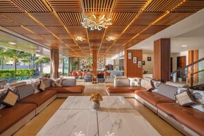 Interior - 8BR Beachfront Eden: Luxury Events & Getaways (Da Nang)