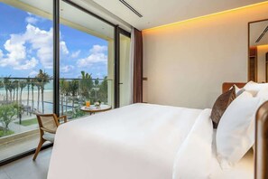 5 bedrooms, individually decorated, individually furnished, bed sheets