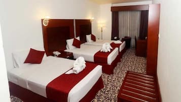 Comfort Room, City View | Desk, laptop workspace, free WiFi