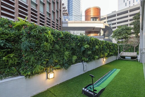 The Luxury Downtown Co-living