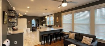 Spacious 5-bedroom farmhouse in charming Luray, Virginia