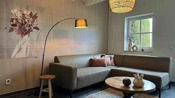 Smart-TV, Tischtennisplatte