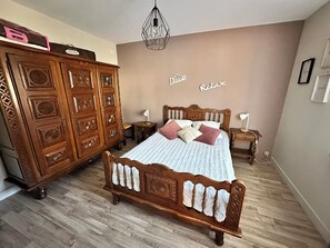 2 bedrooms, iron/ironing board, travel cot, WiFi - Appart 2/5pers Ilhéou summer/winter Cauterets (Cauterets)