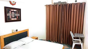 Shared Dormitory, 1 Bedroom, Smoking | 1 bedroom