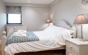 3 bedrooms, iron/ironing board, free WiFi, bed sheets - A cottage that sleeps 6 guests  in 3 bedrooms (Sebergham)