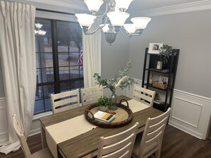 Dining - Masters 2026 Rental! 3 Bed 2 Bath! (Martinez)