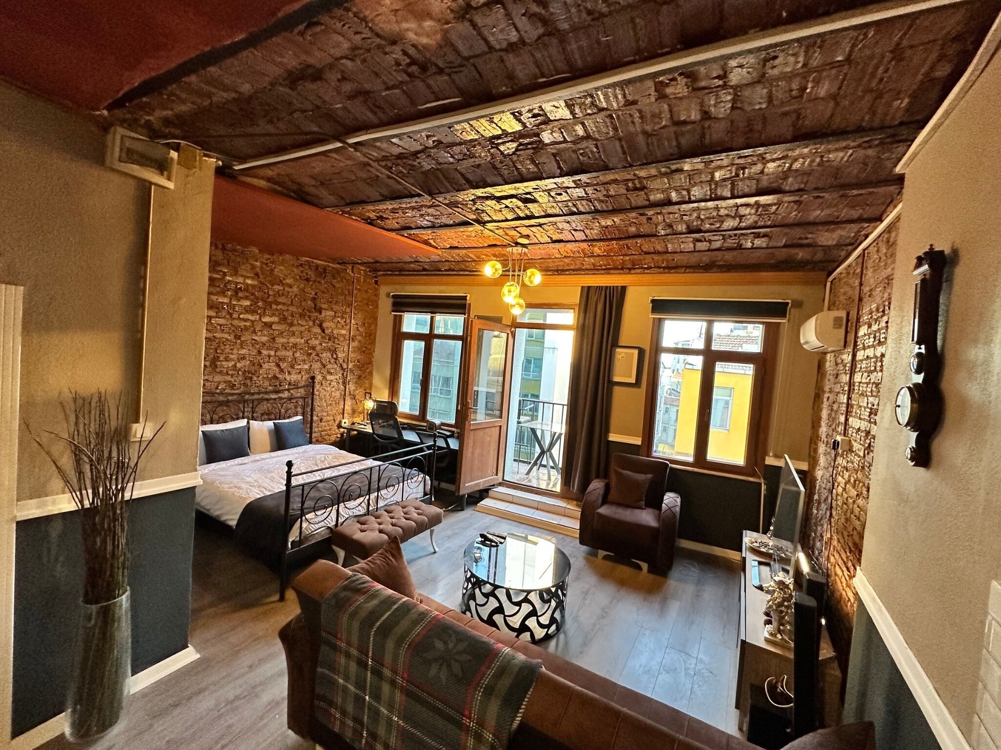 Studio Suite Premium | Area keluarga | Smart TV, konsol video game, Netflix, dan Hulu